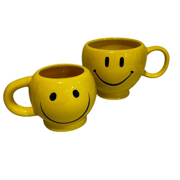 Happy face coffee mugs two sizes yellow & black ceramic tea cups collectibles - Picture 3 of 8